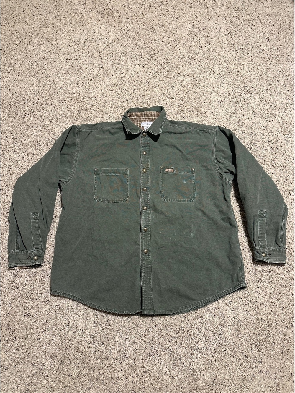 Vintage Carhartt Men's XL Green Button-Up Work Shirt with Plaid Lining